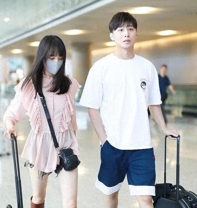 有种“整容”叫郑爽退圈,被封杀两年后,再次出现她像换了一个人