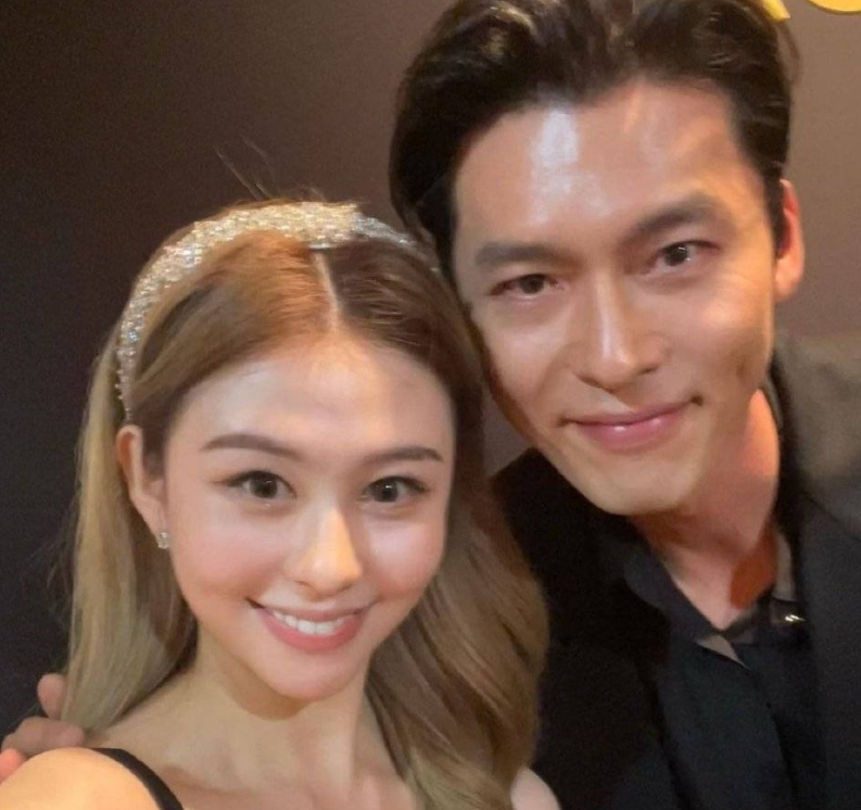 邱淑贞女儿与玄彬同框,亲密揽肩笑开花,俊男靓女画面养眼