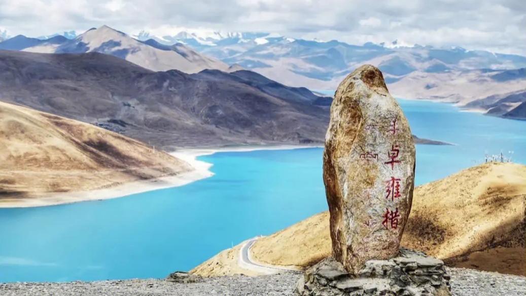 |中国最神秘的湖泊，藏有8亿公斤鱼，却无人敢捕捞，为什么？