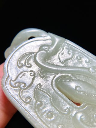 乾隆|清乾隆 和田玉籽料 龙凤纹 玉璧 玉珮