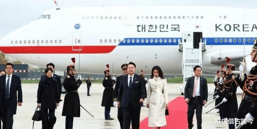 51岁韩国第一夫人变成美厨娘,和丈夫一起做泡菜,结婚11年还很甜