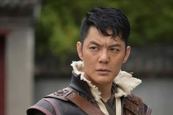 程愫|离婚六年,46岁程愫现状:独自带娃,活成了一束光