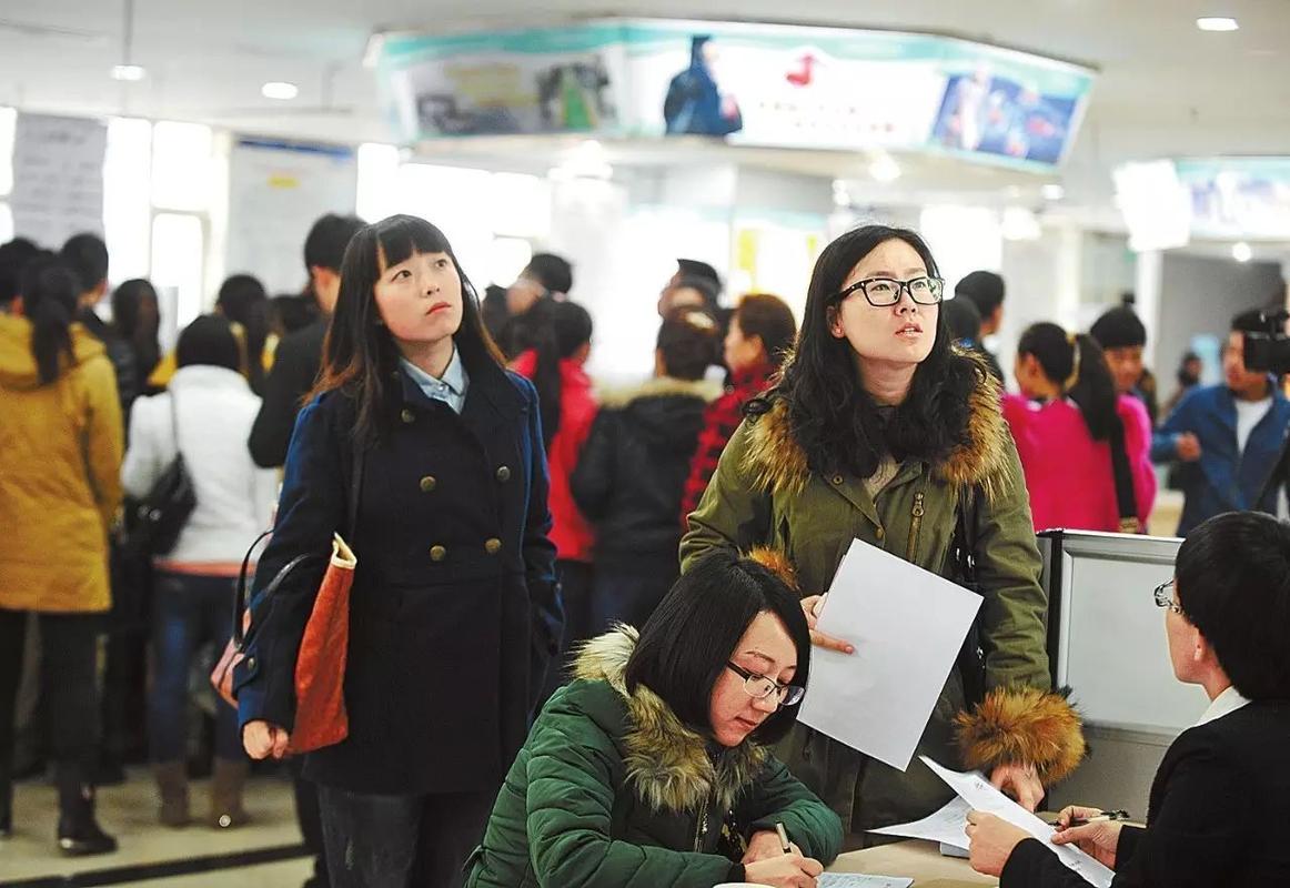 工作难找,越来越多人告诫今年不要离职,我们正在经历“老板荒”