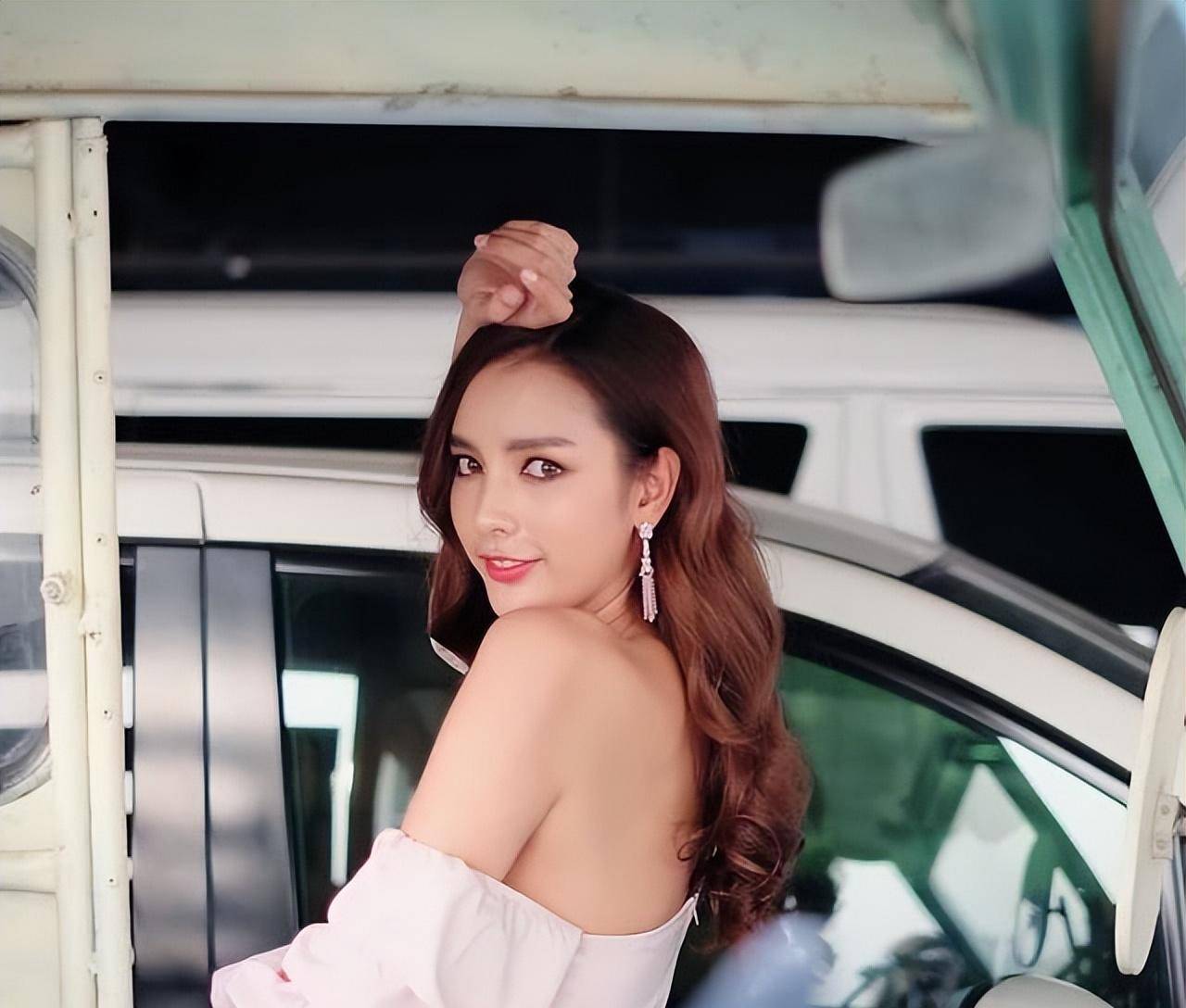 她是泰版baby,有着“人妖皇后”的美誉,被内地富豪顶压力娶回家