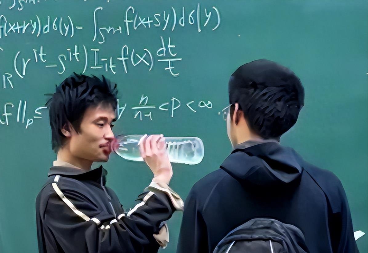 北大韦神,32岁没车没房被嘲失败,网传工资流出后,网友都沉默了!