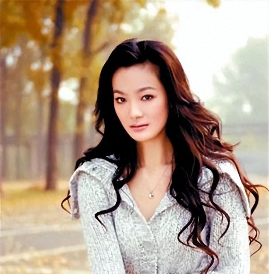 “渣男”原形毕露!或许,48岁的于震也逃不了晚节不保的命运