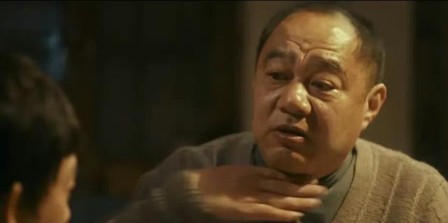 烟雾弹|《他是谁》抛开那些烟雾弹，其实真相很简单