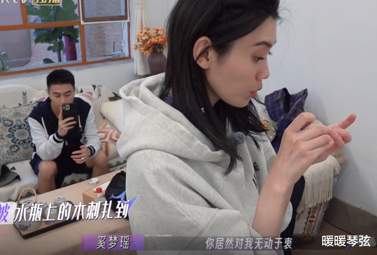 同样都是姐弟恋,看了周一围和何猷君,就知道朱丹比奚梦瑶要幸福