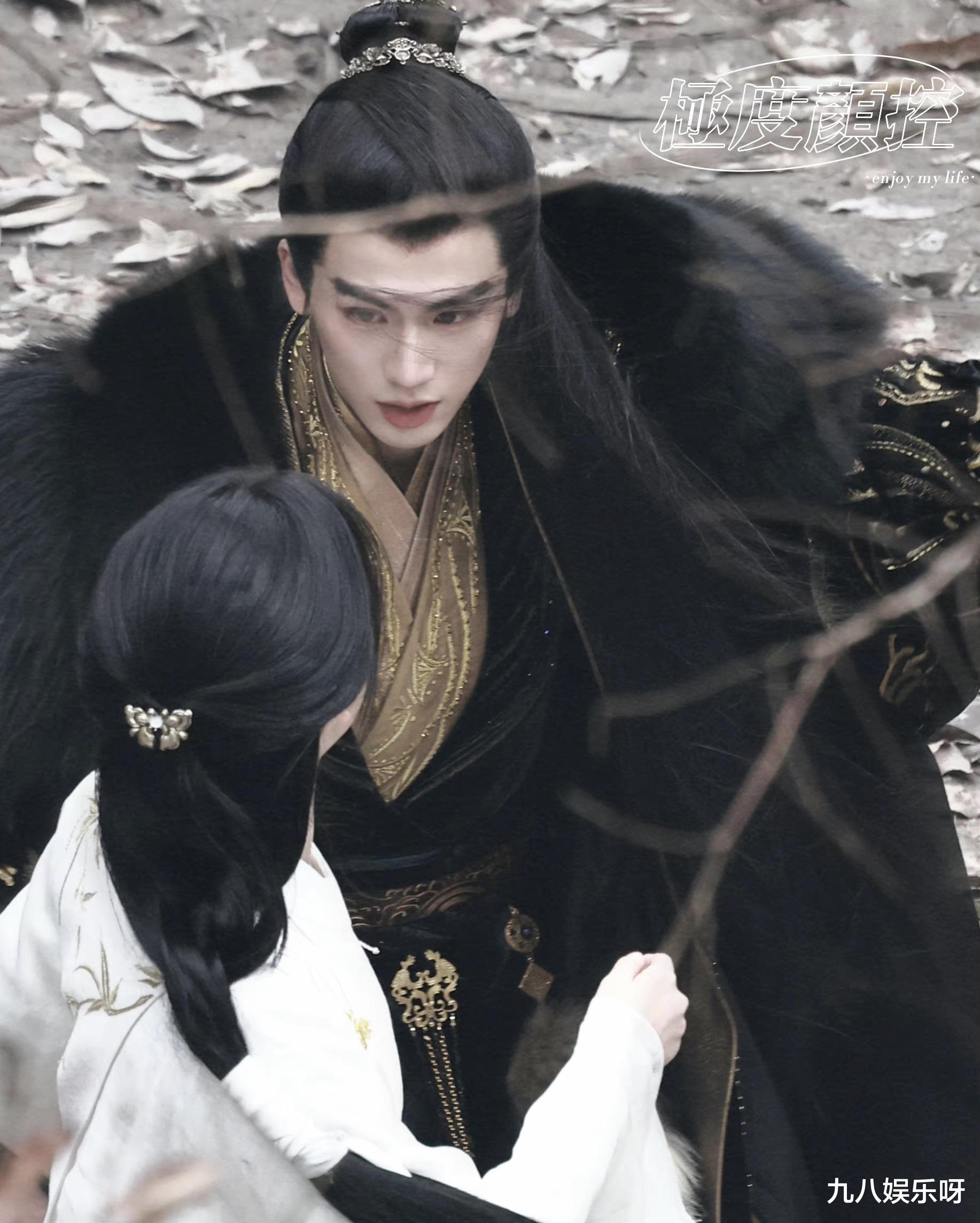 |张凌赫与白鹿又合体,一起录制《跑男》,想炒cp却又刻意避嫌