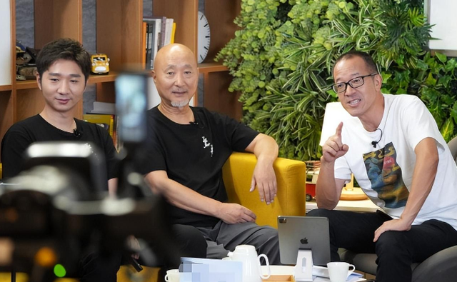 小品|沈腾、贾玲、贾冰，小品没一个“抗打”？春晚小品还得看这老哥俩