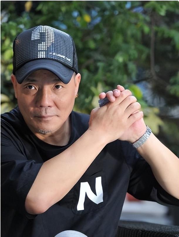 香港反派演员对比，都是童年的阴影，真不相信他们越老越面善！