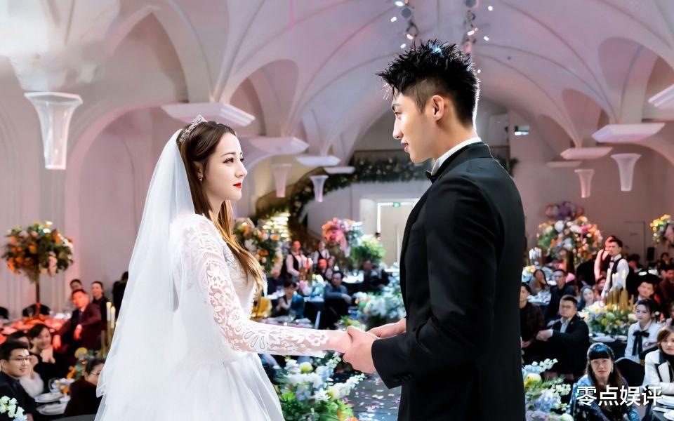 热巴躺枪!黄景瑜遭前妻网络开撕,爆料两人恋爱关系