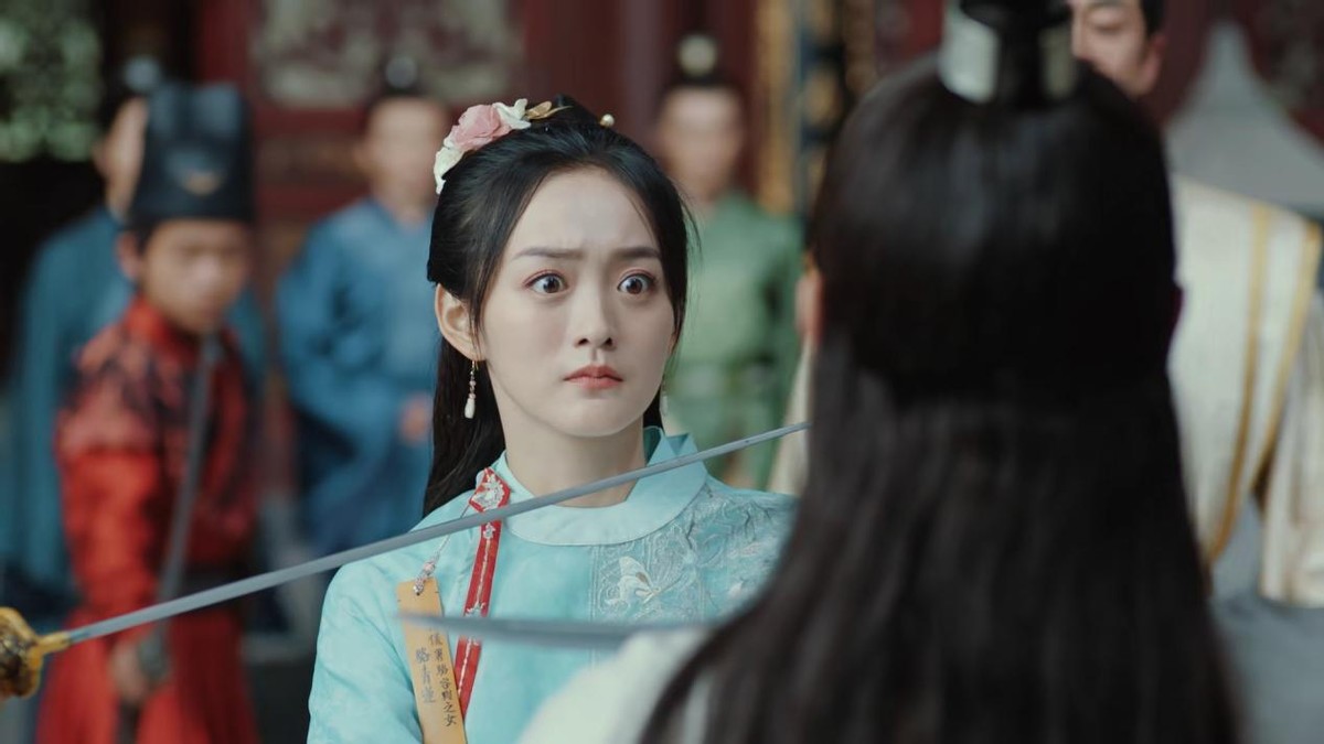 烂！48岁何润东新剧和小12岁女星演情侣，被网友嘲：当代西门大妈