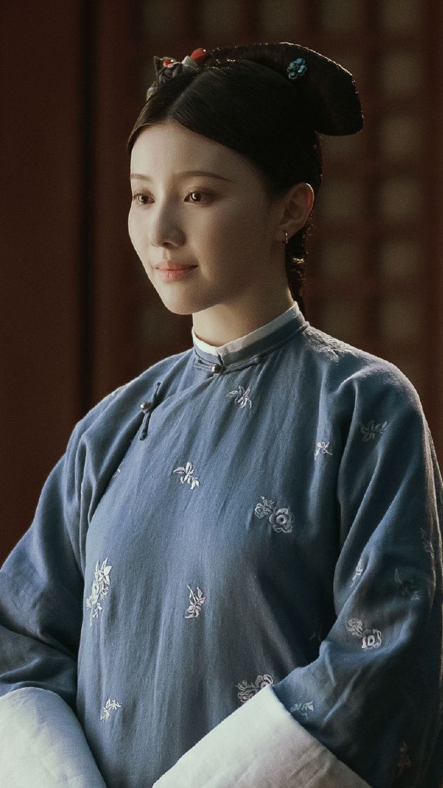 90后大青衣竞争：杨紫转变形象李沁甘当二番，白鹿《北上》争白玉兰？