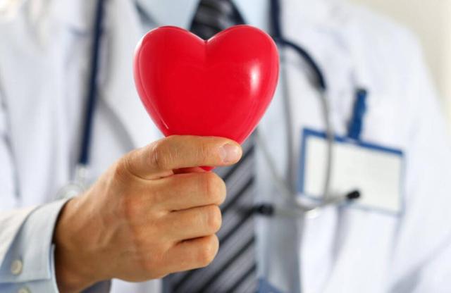 男性一天最多能吸多少支烟?医生:若能控制在这个数,还算可以