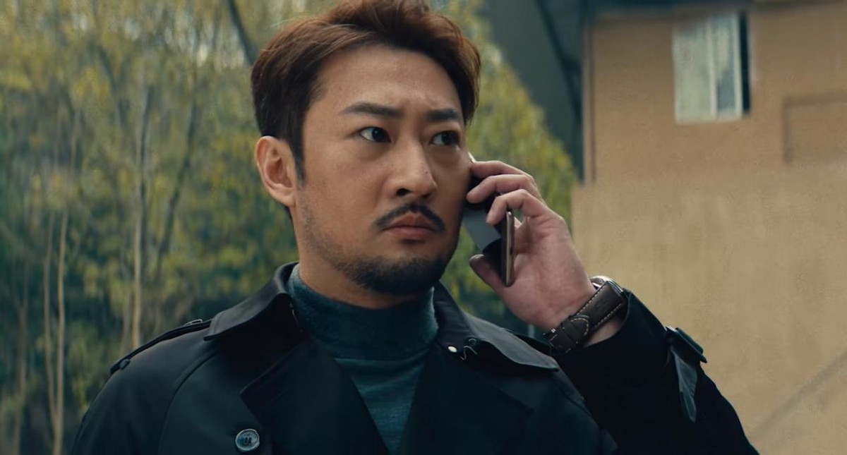 本以为是烂片,上线就夺飙升榜冠军,嘎子谢孟伟把警匪片拍成了爆款