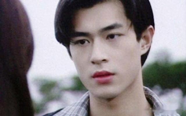 科技脸和自然脸区别多大?看完这4位老牌男神的近照,你就知道了