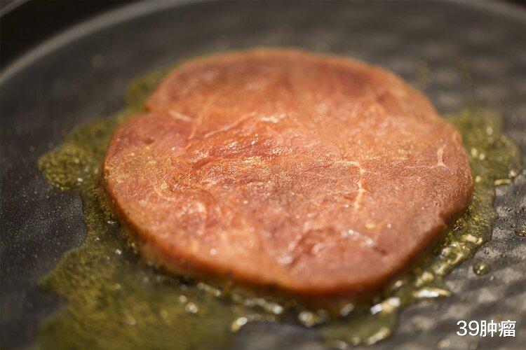 洋葱|53岁男子,坚持每天吃洋葱降血压,2个月后,身体情况怎么样了