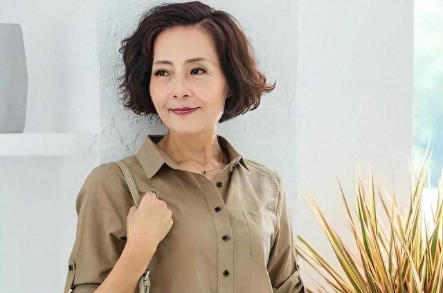 女性50岁以后，体重在多少斤比较合适？对照一下，或许你根本不胖