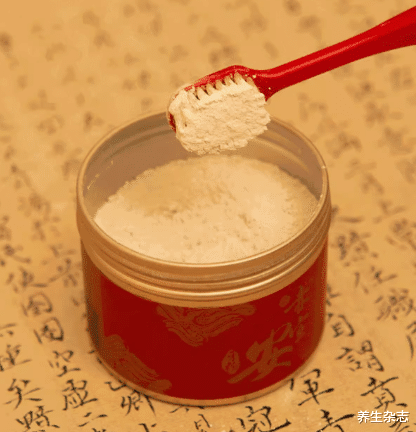 过了40岁,牙龈肿痛、出血、牙松,不要轻易拔牙!可以先试试这个中医方法