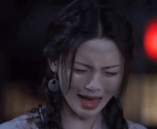 杨超越|四年13部戏,杨超越终于练出了“毁容式”演技