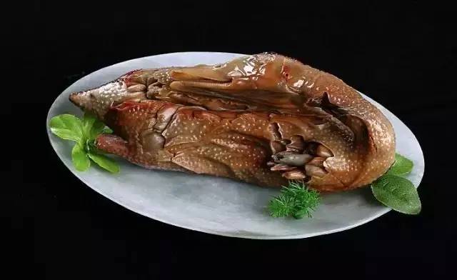 古董|欣赏一下翡翠奇石宴