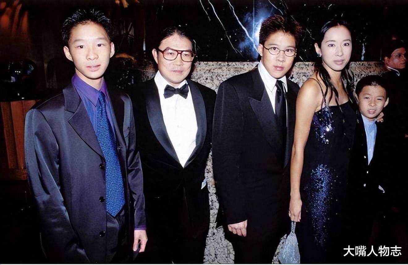 记者问郭晶晶老公：夫人漂亮，还是妈妈漂亮？他的回答堪称教科书