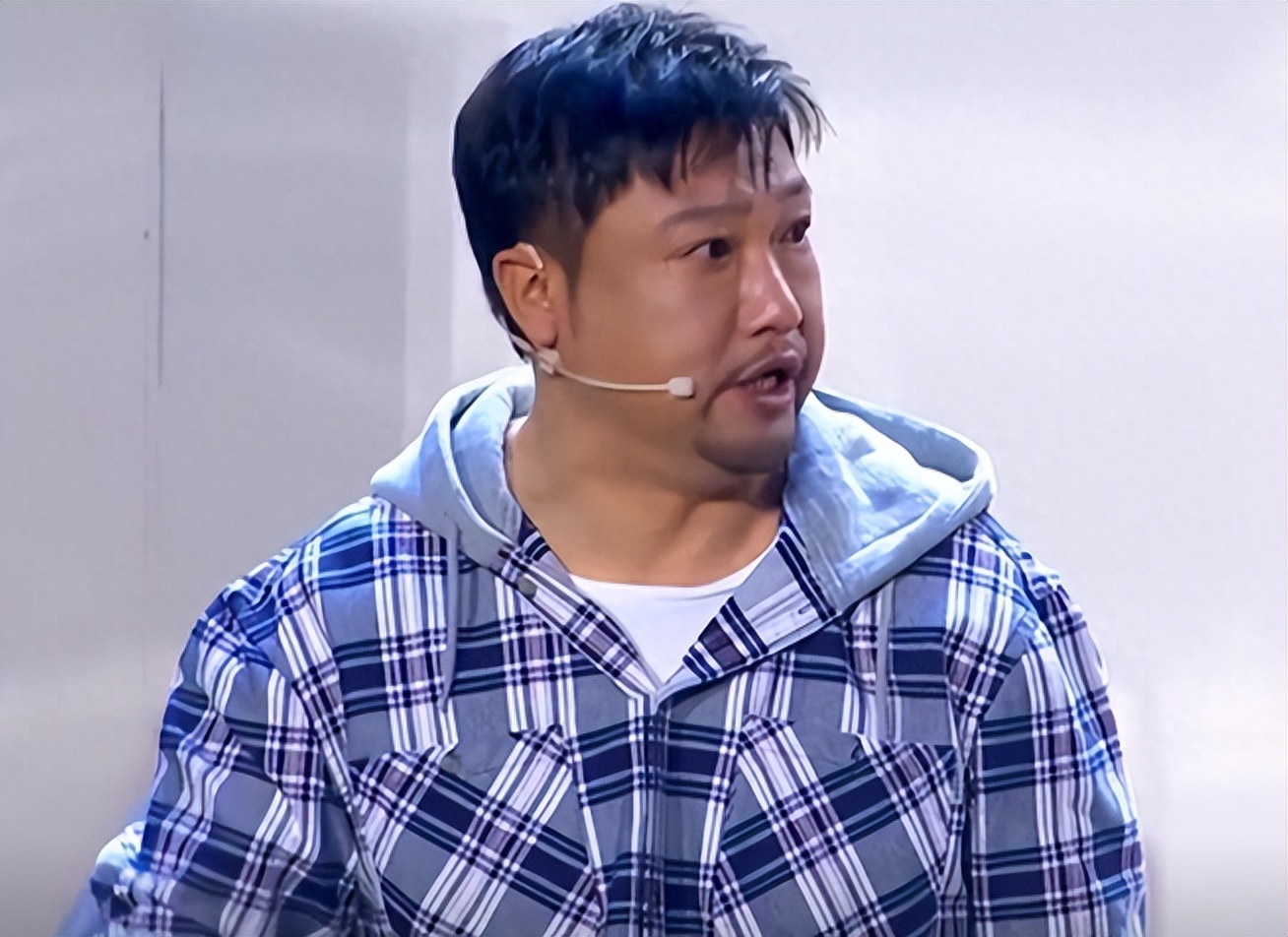 贾冰为何突然不“红”了？看看他干过的事，就不足为奇了