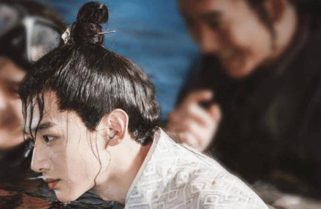 盘点娱乐圈那些死不承认的爱情,其中一对“嘴硬到死”