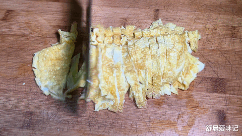 |天热没胃口可以试试这道大杂拌,粉丝,韭菜,鸡蛋,黄瓜,爽口