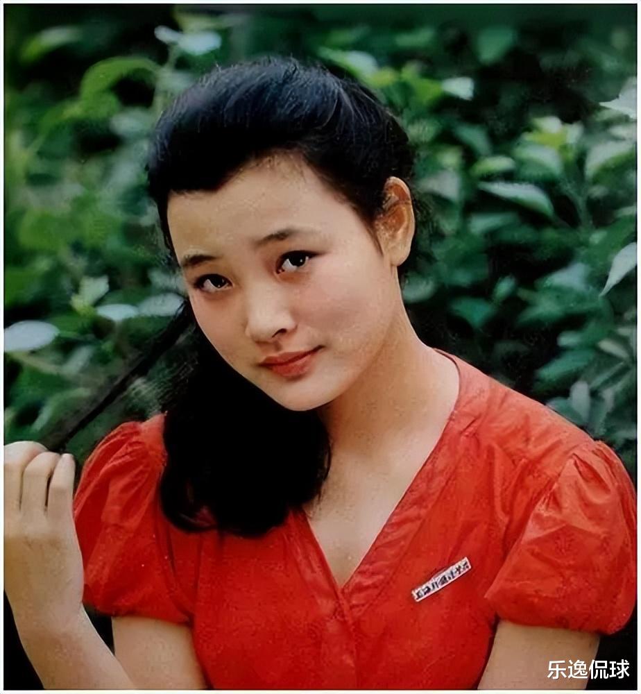 巩俐|4位“国家一级演员”被除名，个个老戏骨，但早已不是“中国人”