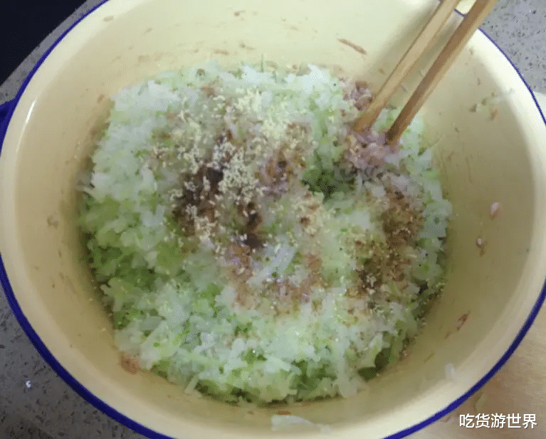 饺子|11月8日立冬，这菜是“小人参”，包饺子鲜美多汁，立冬吃特养人