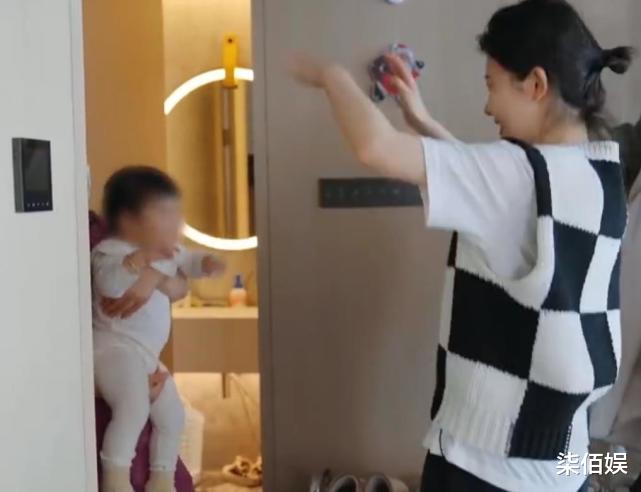 关晓彤|杨子姗分享带娃日常，被指太娇惯女儿，出现育儿焦虑向赵又廷取经