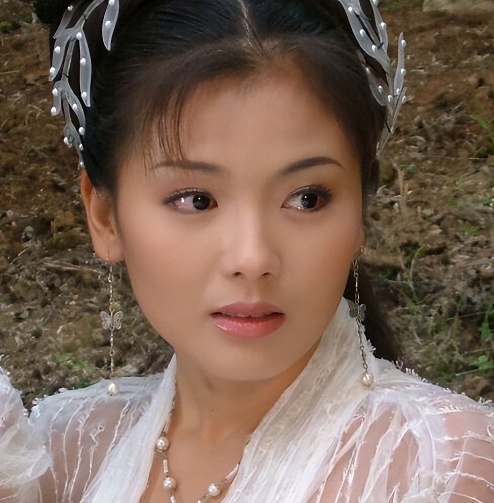 45岁刘涛引争议,与33岁小鲜肉拍吻戏,她会不会是下一个刘晓庆