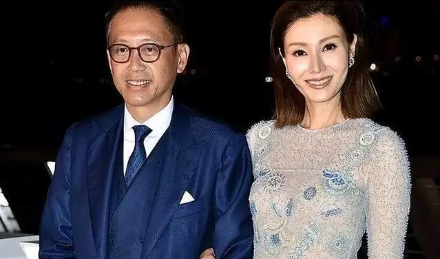 李嘉欣|33年了,李嘉欣终于遭“反噬”,庄月明、宝咏琴可以瞑目了