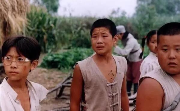 谢孟伟|吴奇隆退出《小兵张嘎2》的拍摄，称：接受不了谢孟伟浮夸的剧情