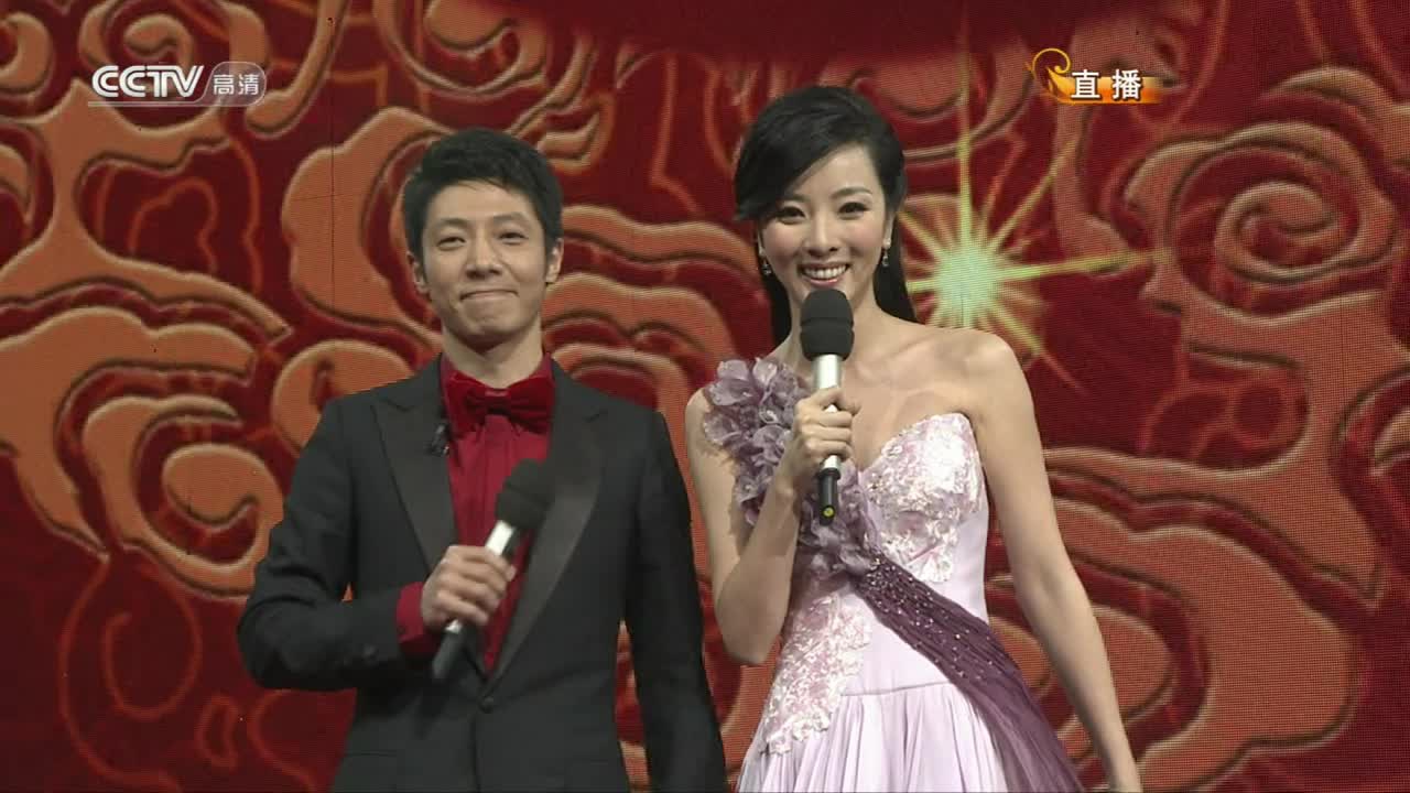 央视春晚|不敢想象，他们竟然主持了这么多届春晚？你知道前十名都是谁吗？