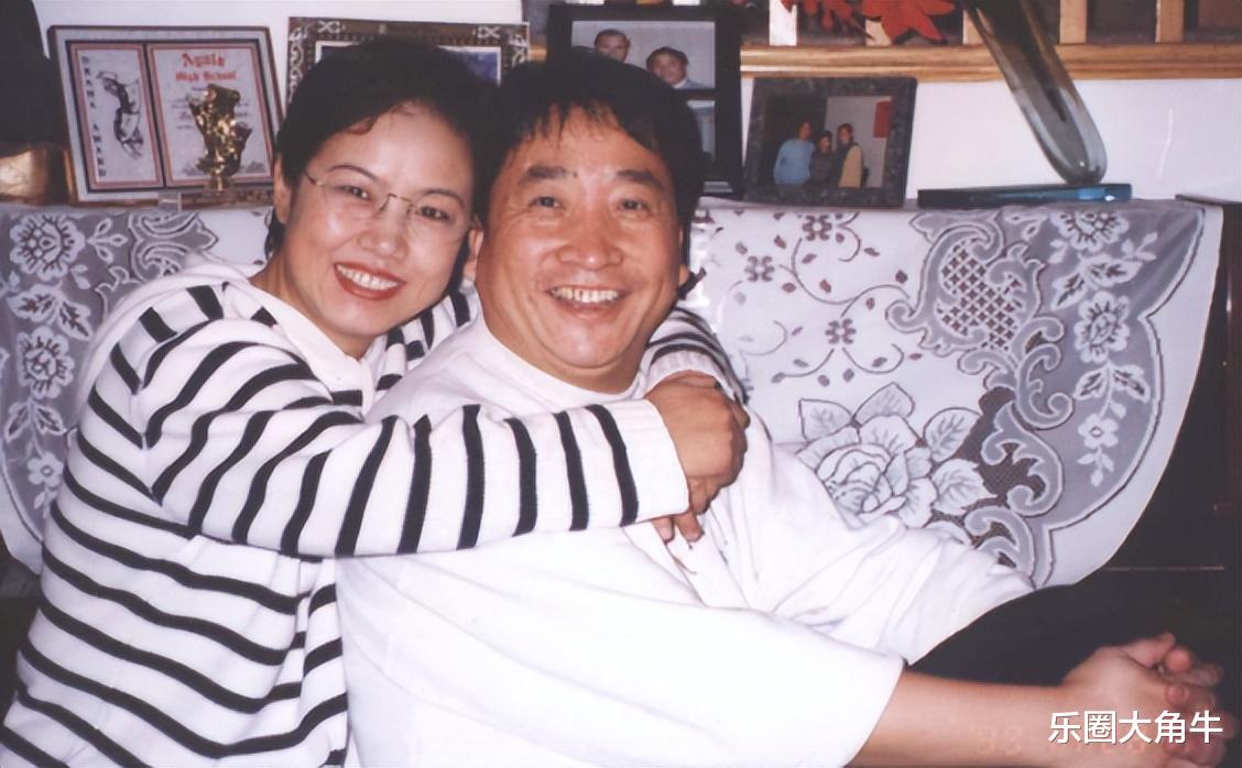 善恶终有报!当初不顾妻女反对收养孤儿的姜昆,如今走上康庄大道