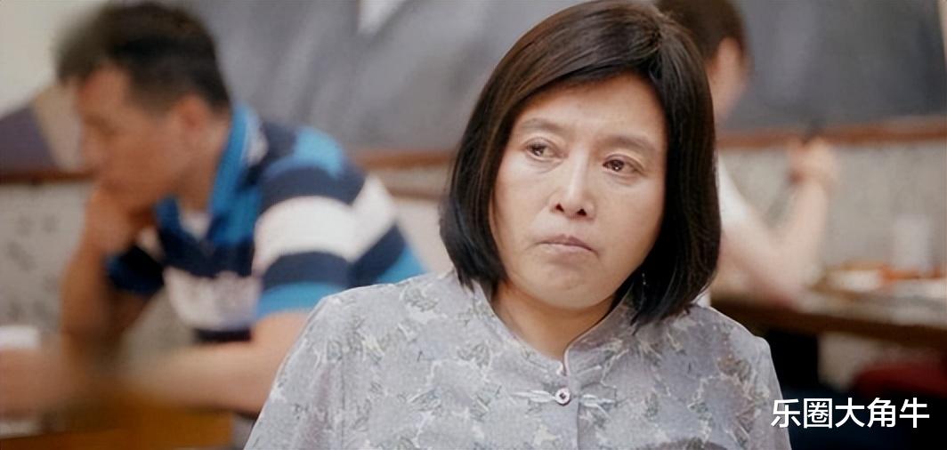 63岁丁嘉丽:两段婚姻受伤,对不起一双儿女,现潜心向佛淡然老去