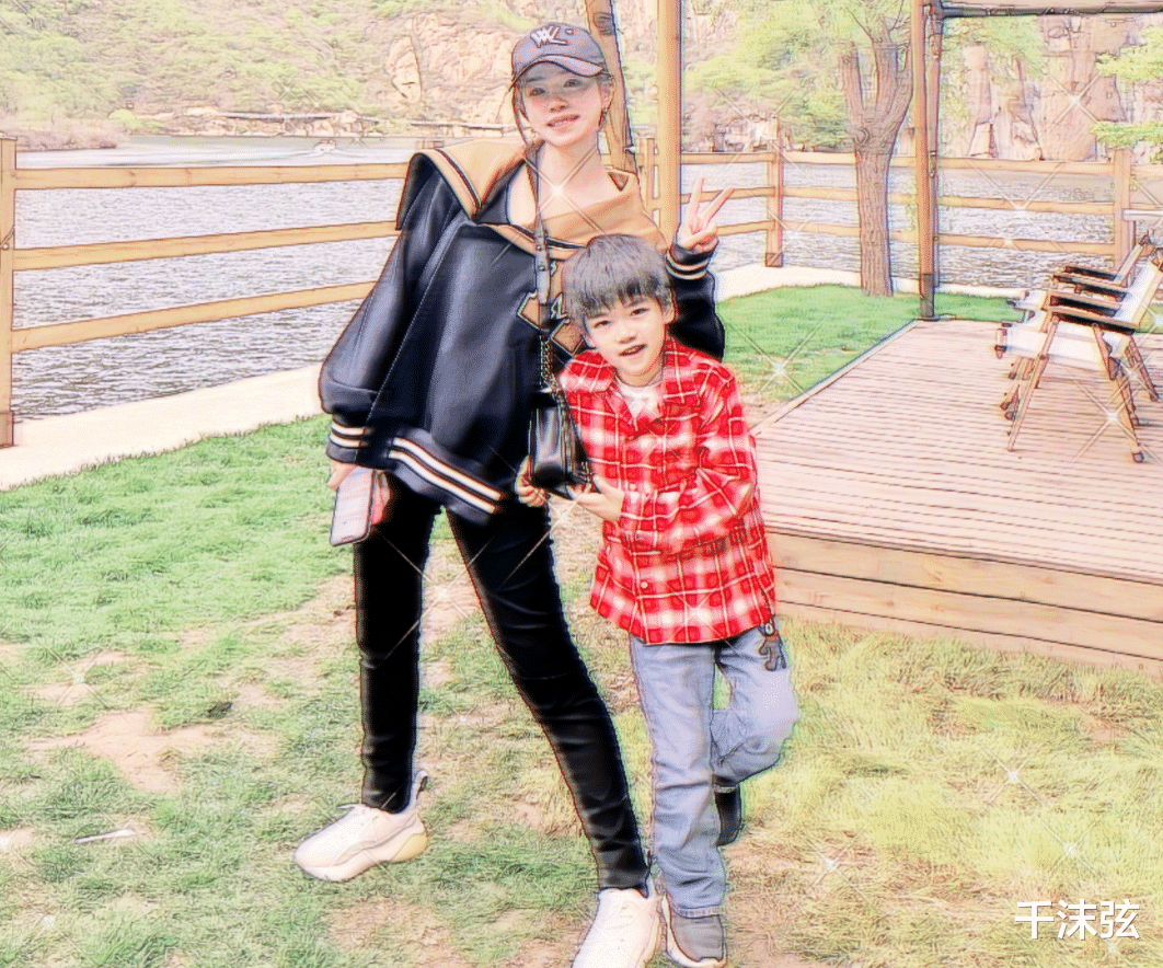 杨幂|陈妍希五一带儿子出游,晒6岁小星星正脸,与陈晓儿时神似