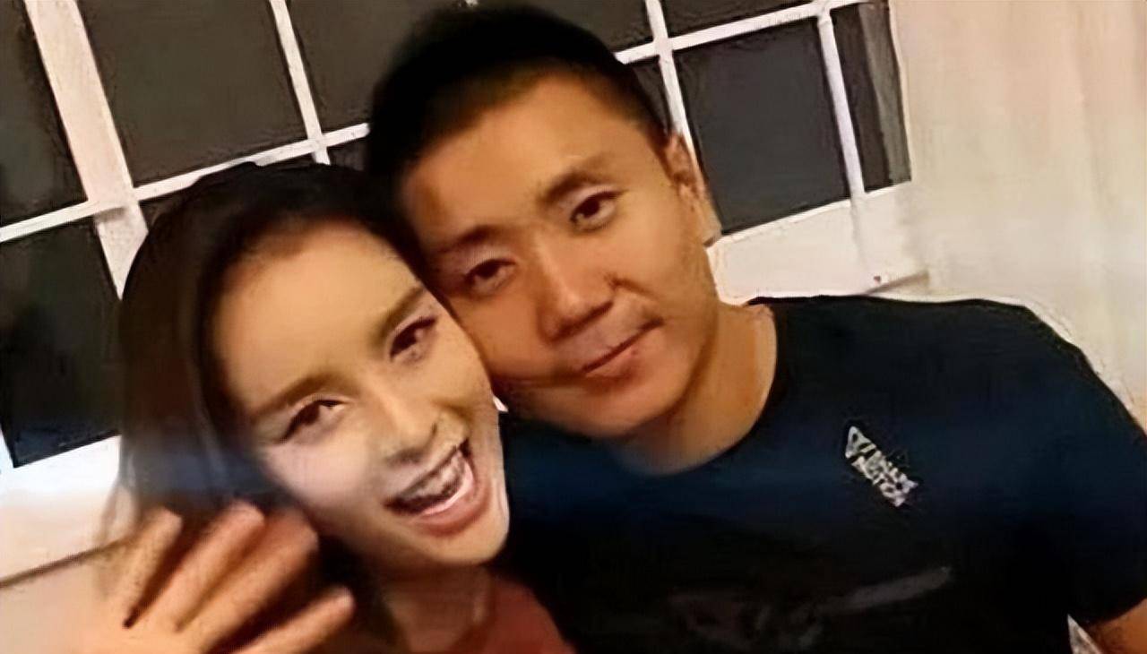 她是泰版baby,有着“人妖皇后”的美誉,被内地富豪顶压力娶回家