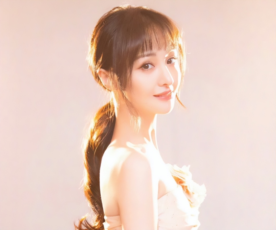 郑爽|郑爽正式起诉张恒!爽爸下场开撕秦朝,后者指其财产早已转移出去!