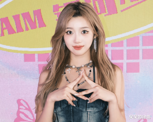 欧阳娣娣|《创造营》：欧阳娣娣话题C位，王珂出道热门，最小选手不到16岁