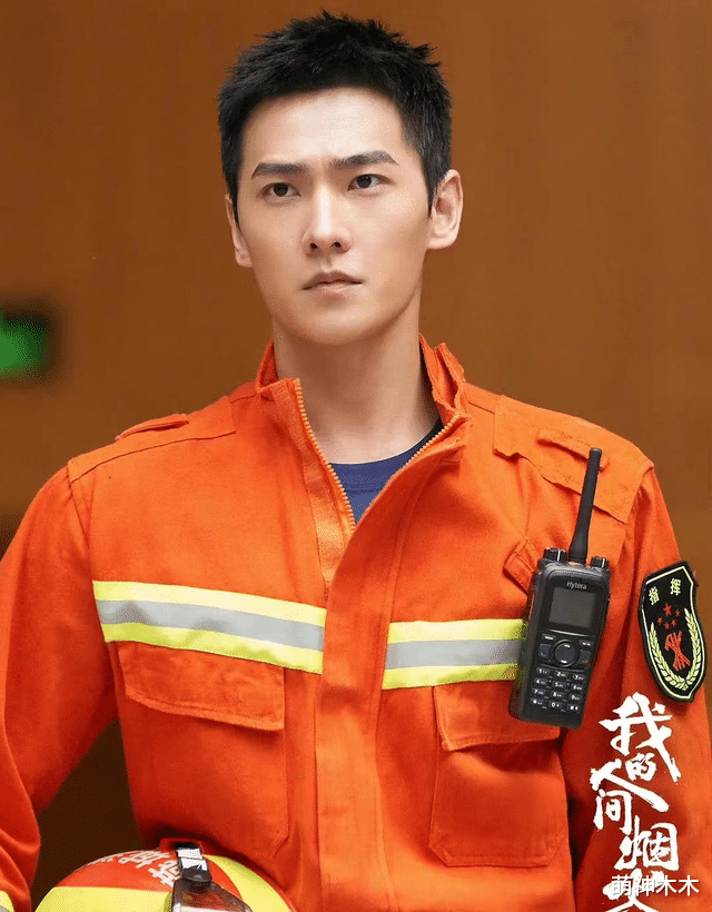 杨洋破防连删两条热评!演技拉胯又不听劝,风评猛跌官方也发声了