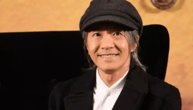 周星驰|曝周星驰公开承认自身失误,将调整拍摄方向,开启新一轮的创作