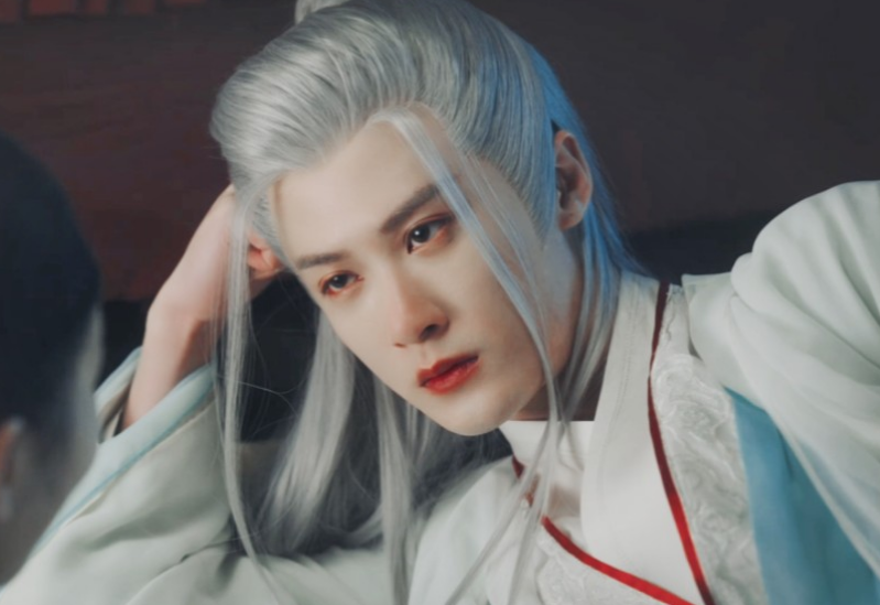 他因《长相思》大红大紫,谈起落魄时被羞辱的事,?一笑了之