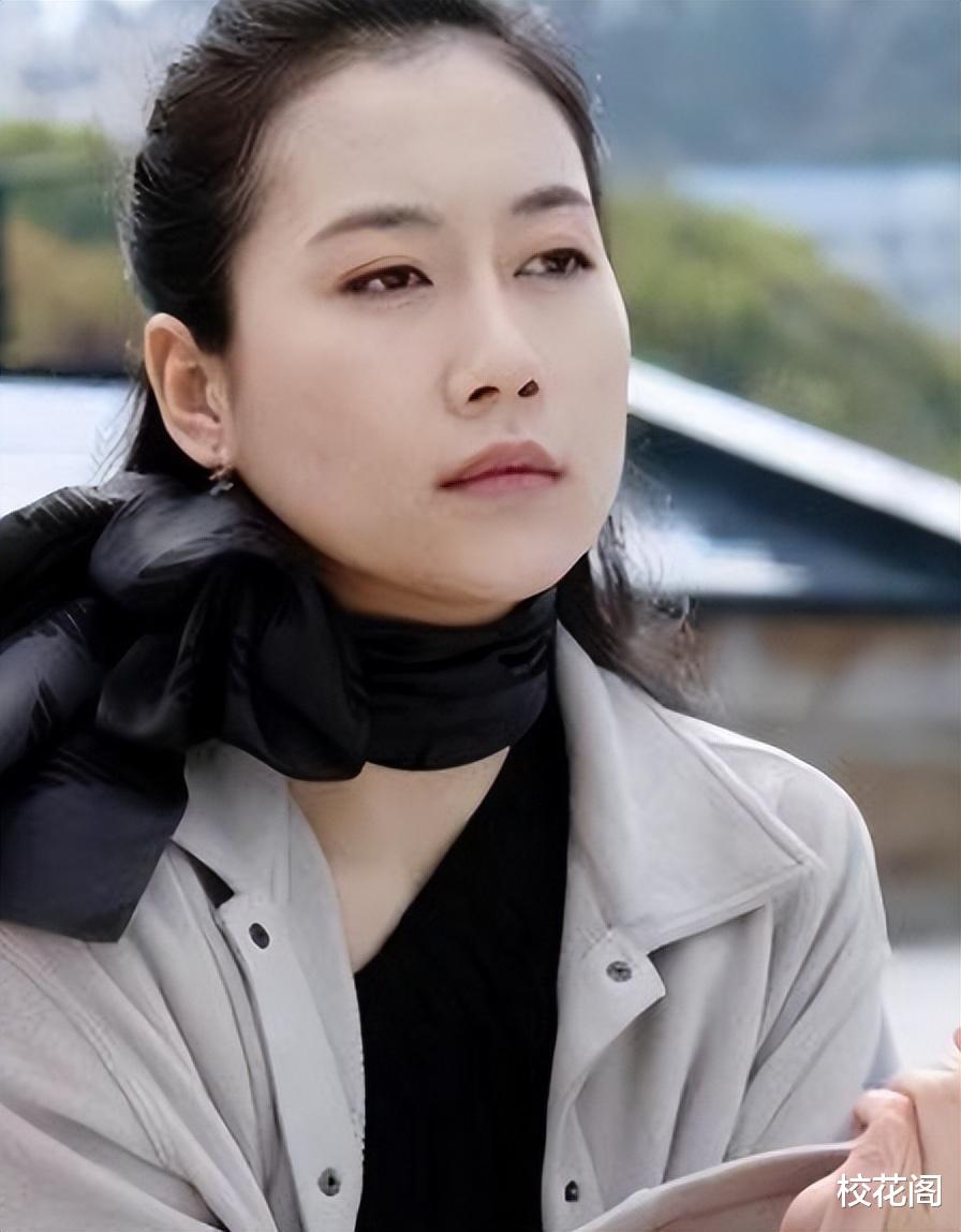 “坏女人”温峥嵘，24年不温不火，隐婚初恋生子，43岁风采依旧