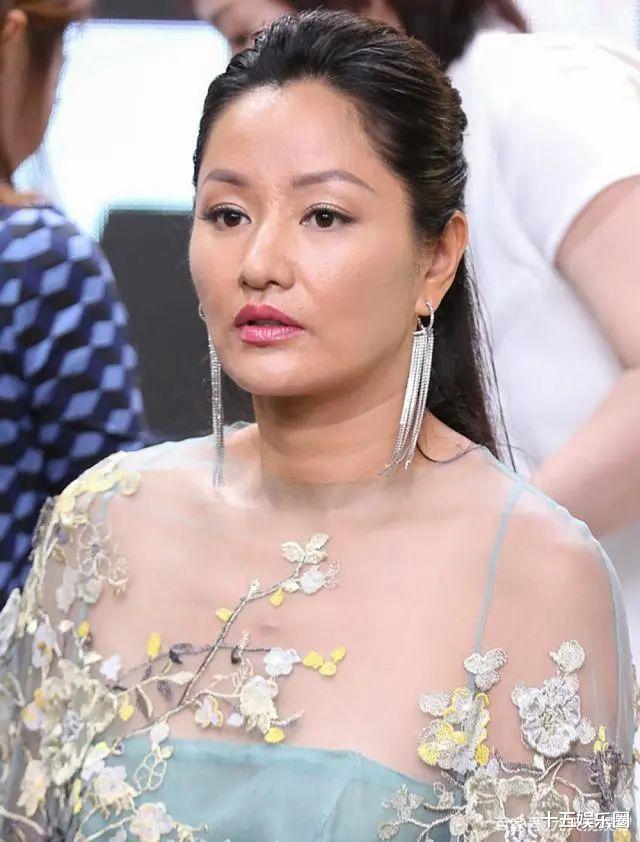 赵丽颖的毛孔，宋轶的黑头，没了滤镜这些明星彻底“暴露”了