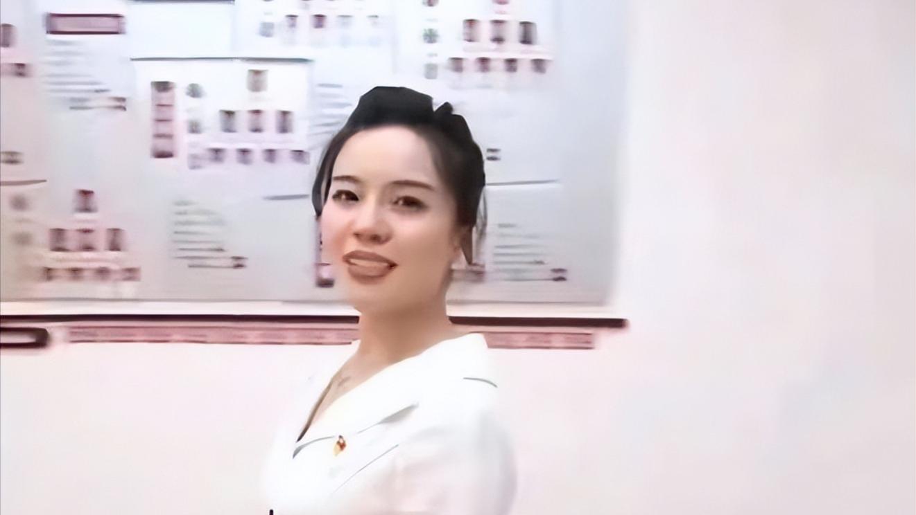 吃瓜群众|网友曝光戴璐过往情史经历，吃瓜群众直呼，简直比小说还精彩