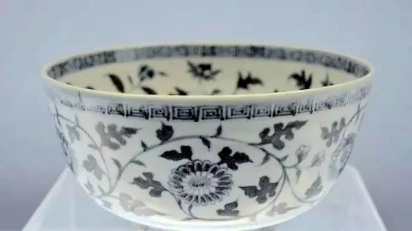 【资讯】 | 【藏界资讯】宋、元、明、清瓷器上的菊花纹饰